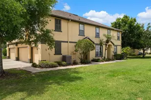 27642 Pleasure Ride Loop, Wesley Chapel, FL 33544 - Photo 2