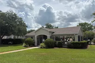 27642 Pleasure Ride Loop, Wesley Chapel, FL 33544 - Photo 32