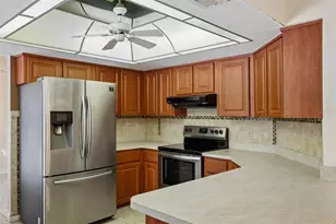 9026 Tournament Dr, Hudson, FL 34667 - Photo 10