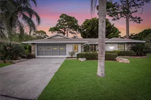 505 Bamboo Ct, Tarpon Springs, FL 34689 - Photo 2