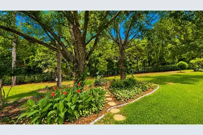 5556 Legend Hills Lane, Spring Hill, FL 34609 - Photo 22