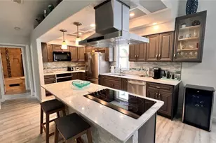 5556 Legend Hills Ln, Spring Hill, FL 34609 - Photo 10