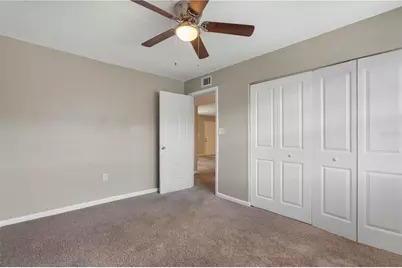 204 Pine Tulip Court #201, Tampa, FL 33612 - Photo 8