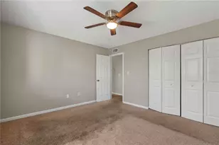 204 Pine Tulip Ct, Tampa, FL 33612 - Photo 6