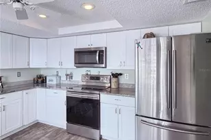 12901 Club Dr, Hudson, FL 34667 - Photo 4