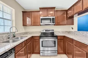 9782 Trumpet Vine Loop, Trinity, FL 34655 - Photo 6