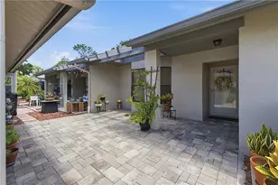 3249 Lori Ln, New Port Richey, FL 34655 - Photo 4