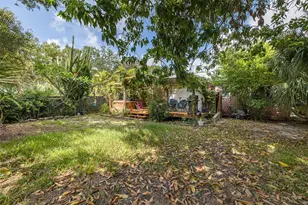 1005 15th St N, Saint Petersburg, FL 33705 - Photo 28