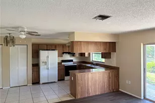 8907 Wayward Cir, Hudson, FL 34667 - Photo 6