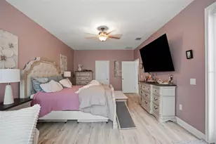 652 Tierra Dr, Spring Hill, FL 34609 - Photo 38