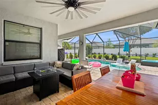 652 Tierra Dr, Spring Hill, FL 34609 - Photo 4