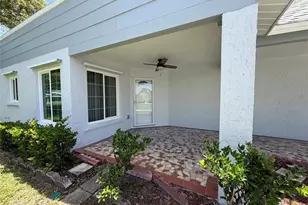 4876 Boonesboro Ct, New Port Richey, FL 34655 - Photo 2