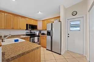 5653 Lima Dr, Holiday, FL 34690 - Photo 18