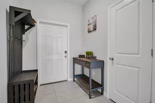 8512 Reedville St, New Port Richey, FL 34654 - Photo 2