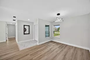 10221 Landmark Dr, Hudson, FL 34667 - Photo 10