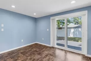9031 Crabtree Ln, Port Richey, FL 34668 - Photo 6
