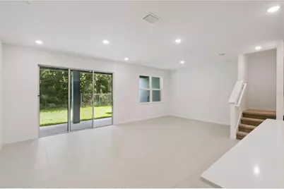 5204 Luisa Court, Saint Cloud, FL 34771 - Photo 4