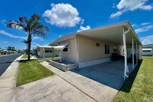 10818 Freedom Dr, Port Richey, FL 34668 - Photo 4