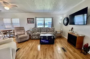 10818 Freedom Dr, Port Richey, FL 34668 - Photo 16