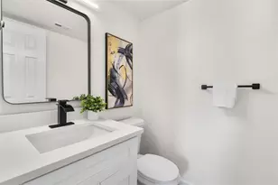 1801 Lakewood Dr S, Saint Petersburg, FL 33714 - Photo 22