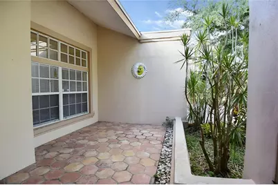 4763 Brayton Terrace N, Palm Harbor, FL 34685 - Photo 6