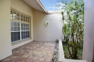 4763 Brayton Terrace N, Palm Harbor, FL 34685 - Photo 6
