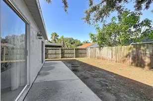 13436 Silvercreek Dr, Riverview, FL 33579 - Photo 32
