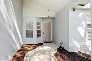 13436 Silvercreek Dr, Riverview, FL 33579 - Photo 4