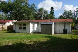 8422 Battel Ct, New Port Richey, FL 34653 - Photo 18