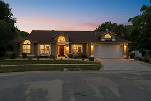 10296 Windsor Ct, Spring Hill, FL 34608 - Photo 2