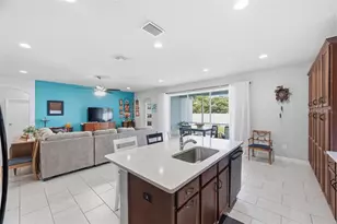 123 N Florida Ave, Tarpon Springs, FL 34689 - Photo 16