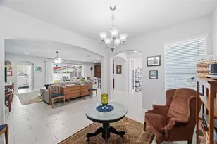123 N Florida Ave, Tarpon Springs, FL 34689 - Photo 8