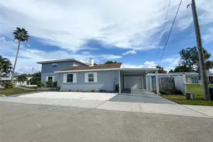 13290 3rd St E, Madeira Beach, FL 33708 - Photo 2