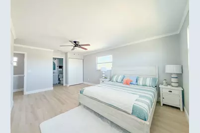 13290 3rd Street E, Madeira Beach, FL 33708 - Photo 14
