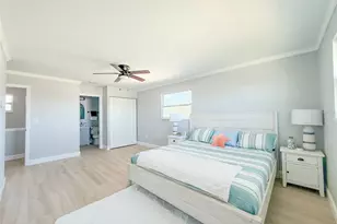 13290 3rd St E, Madeira Beach, FL 33708 - Photo 14