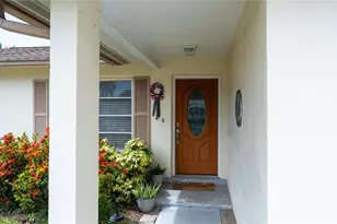 150 Stafford Cir, Palm Harbor, FL 34684 - Photo 2
