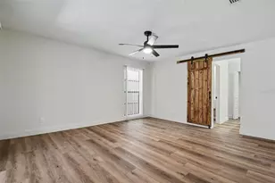 5305 E 127th Ave, Tampa, FL 33617 - Photo 12