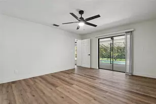 5305 E 127th Ave, Tampa, FL 33617 - Photo 14