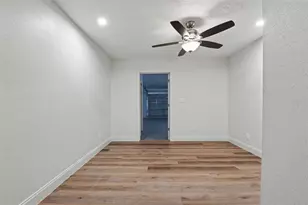 5305 E 127th Ave, Tampa, FL 33617 - Photo 28