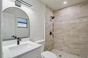 5305 E 127th Ave, Tampa, FL 33617 - Photo 22