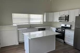 2028 14th Ave S, Saint Petersburg, FL 33712 - Photo 2