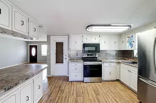 9151 Barrington Ln, Port Richey, FL 34668 - Photo 6