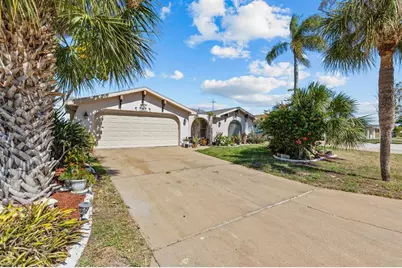 15639 Bertram Drive, Hudson, FL 34667 - Photo 2