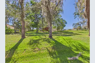 7511 Heather Walk Drive, Weeki Wachee, FL 34613 - Photo 6