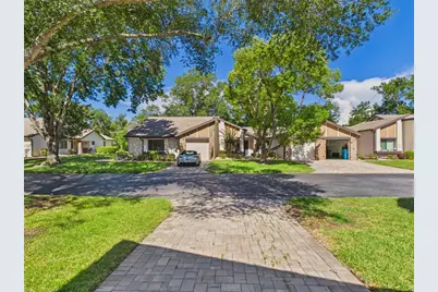 7511 Heather Walk Drive, Weeki Wachee, FL 34613 - Photo 2
