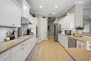 13248 Linzia Ln, Spring Hill, FL 34609 - Photo 8