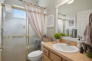 13248 Linzia Ln, Spring Hill, FL 34609 - Photo 12