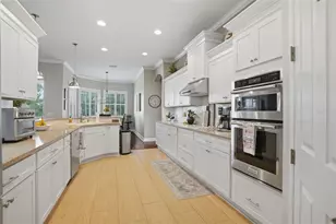 13248 Linzia Ln, Spring Hill, FL 34609 - Photo 4