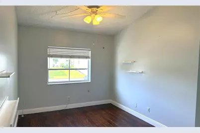 4221 La Sorrento Court, Tampa, FL 33611 - Photo 12