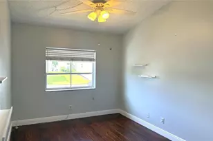 4221 La Sorrento Ct, Tampa, FL 33611 - Photo 12
